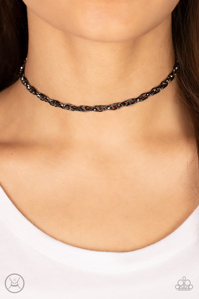 Urban Underdog - Black Paparazzi Necklace