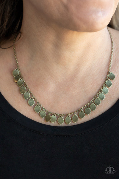 Dainty DISCovery - Brass Paparazzi Necklace (#2688)