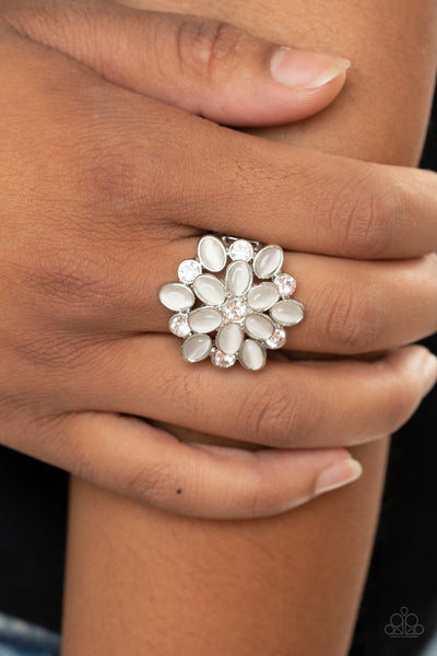 Hopes and GLEAMS - White - Paparazzi Rings
