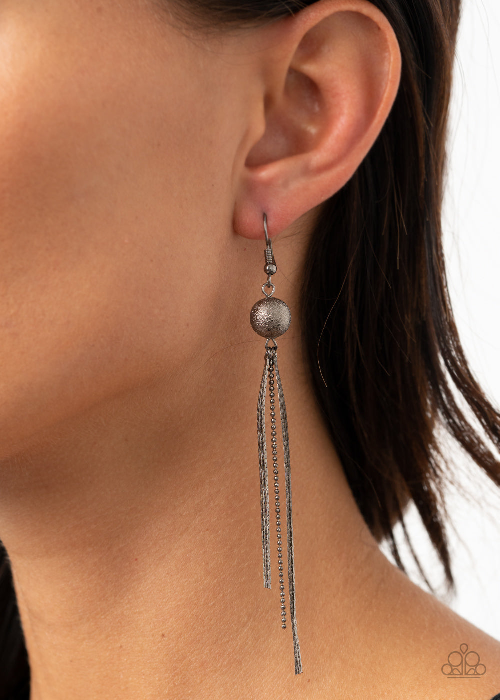 SLEEK-ing Revenge - Black-Paparazzi Earring (#1486)