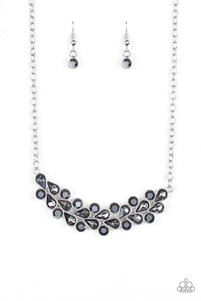 Paparazzi Necklace - Special Treatment - Silver (#296)