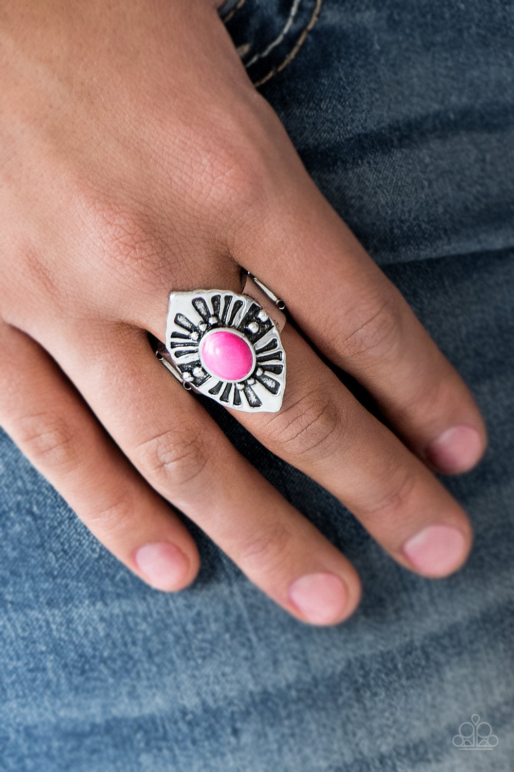 HOMESTEAD For The Weekend - Pink Paparazzi Ring (T26)